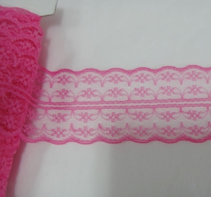 Кружево ( полиамид) 028  ( ширина 4 см , 11етров )